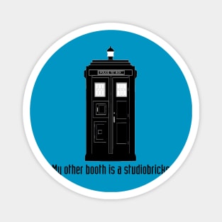 Tardis booth Magnet